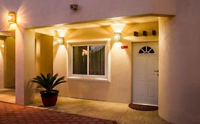 Bugambilias Suites